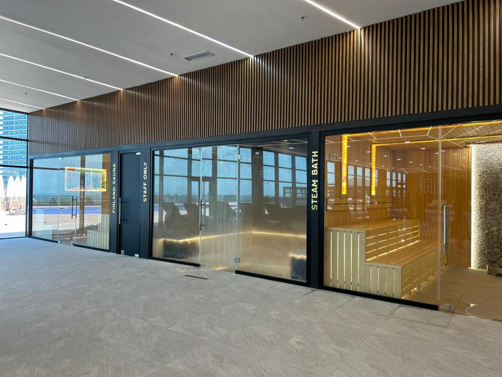 Euphoria Batumi Convention & Casino Hotel Εξωτερικό φωτογραφία